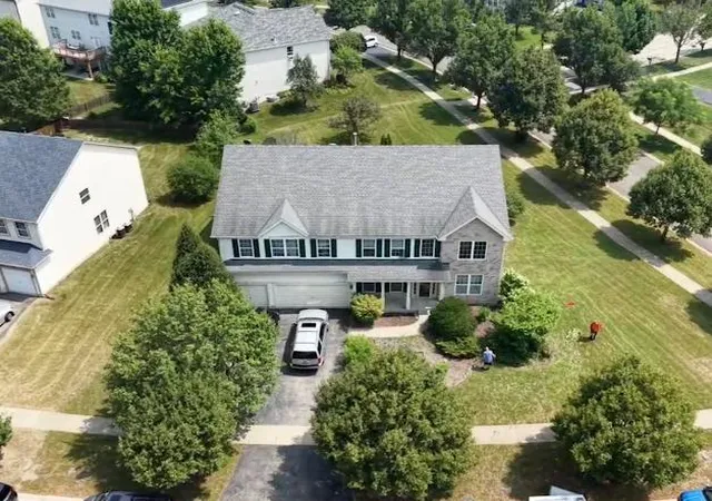 1st image of 829 Lindsey Ln, Bolingbrook, IL 60440 | MLS# 12701007
