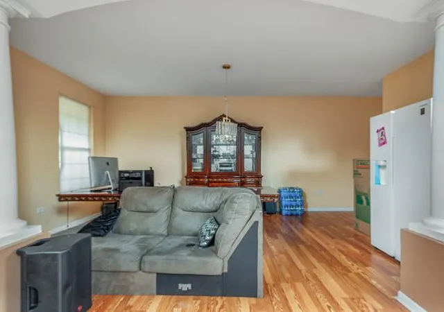 29th image of 829 Lindsey Ln, Bolingbrook, IL 60440 | MLS# 12701007