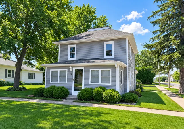 Homes for sale in Chadwick, IL | 80 Snow St, Chadwick, IL 61014 | MLS# 12701054