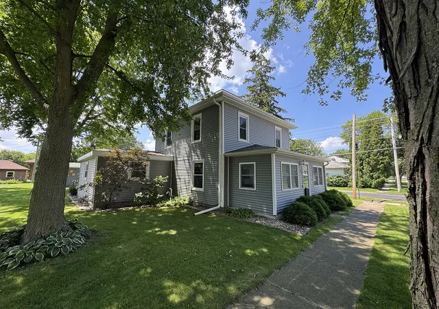 Homes for sale in Chadwick, IL | 80 Snow St, Chadwick, IL 61014 | MLS# 12701054