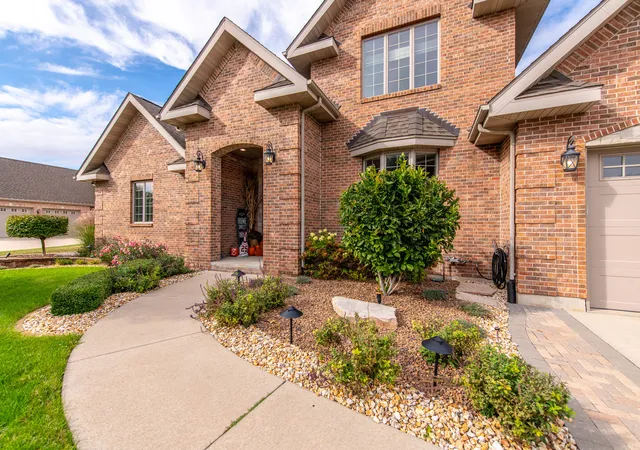 3rd image of 732 Edgewater Dr, Morris, IL 60450 | MLS# 12701058