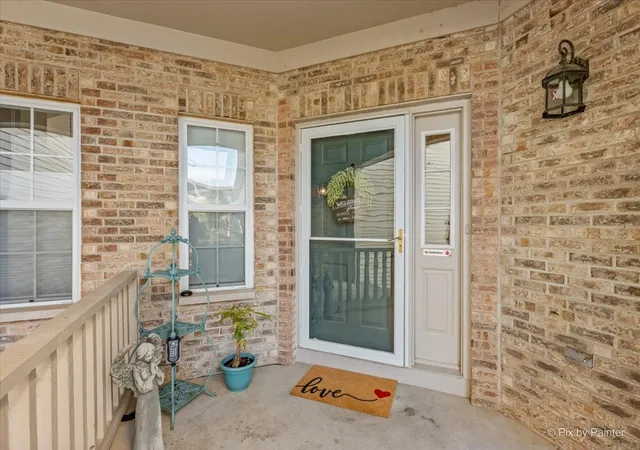 Photo 3 of Multi family home for sale at 1077 Viewpoint Dr, Lake In The Hills, IL 60156 | MLS# 12701115 | Listing updated on 2026-10-22