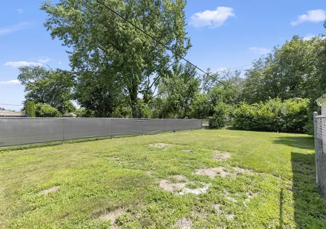 Homes for sale in Loves Park, IL | 2221 Evans Ave, Loves Park, IL 61111 | MLS# 12701131