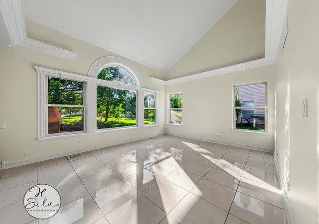 Photo 3 of Single family home for sale at 5532 Chantilly Cir, Lake In The Hills, IL 60156 | MLS# 12701136 | Listing updated on 2026-09-20