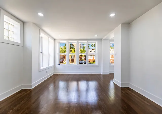 4th image of 8025 S Euclid Ave, Chicago, IL 60617 | MLS# 12701157