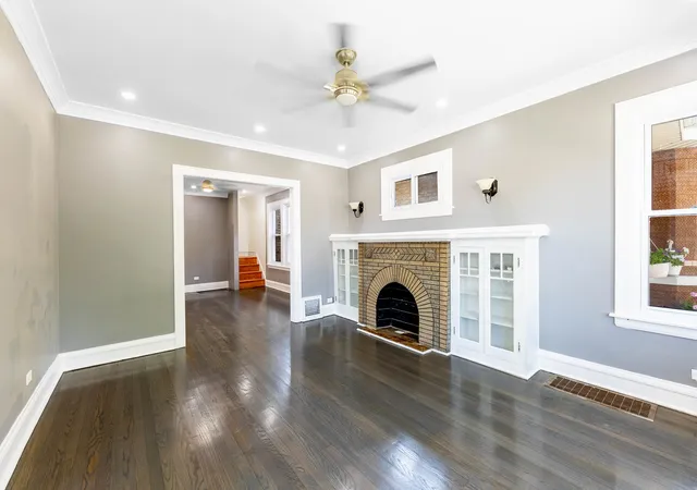 Photo 3 of Single family home for sale at 3035 N Luna Ave, Chicago, IL 60641 | MLS# 12701175 | Listing updated on 2026-07-16