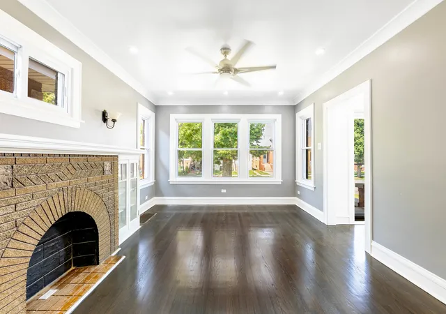 Photo 3 of Single family home for sale at 3035 N Luna Ave, Chicago, IL 60641 | MLS# 12701175 | Listing updated on 2026-07-16
