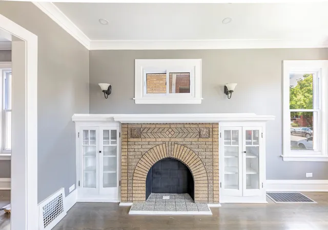 Photo 4 of Single family home for sale at 3035 N Luna Ave, Chicago, IL 60641 | MLS# 12701175 | Listing updated on 2026-07-16