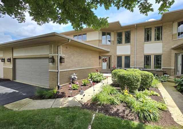 1st image of 20432 Fallingwater Cir, Frankfort, IL 60423 | MLS# 12701187