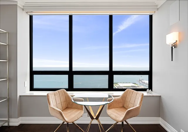 5th image of 180 E Pearson St #7203, Chicago, IL 60611 | MLS# 12701195