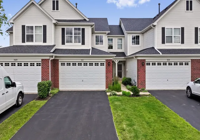 Homes for sale in Oswego, IL | 371 Mcgrath Dr, Oswego, IL 60543 | MLS# 12701200