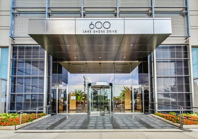 4th image of 600 N Lake Shore Dr, Chicago, IL 60611