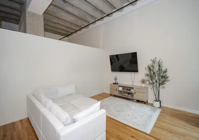 3rd image of 1645 W Ogden Ave, Chicago, IL 60612