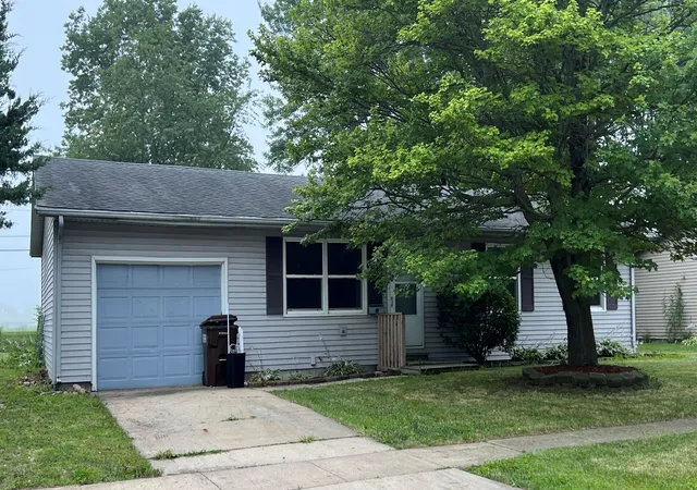Homes for sale in Rochelle, IL | 1036 Avenue E, Rochelle, IL 61068 | MLS# 12701286