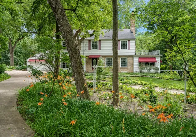 Photo 3 of Single family home for sale at 3025 E State St, Rockford, IL 61108 | MLS# 12701293 | Listing updated on 2026-09-16