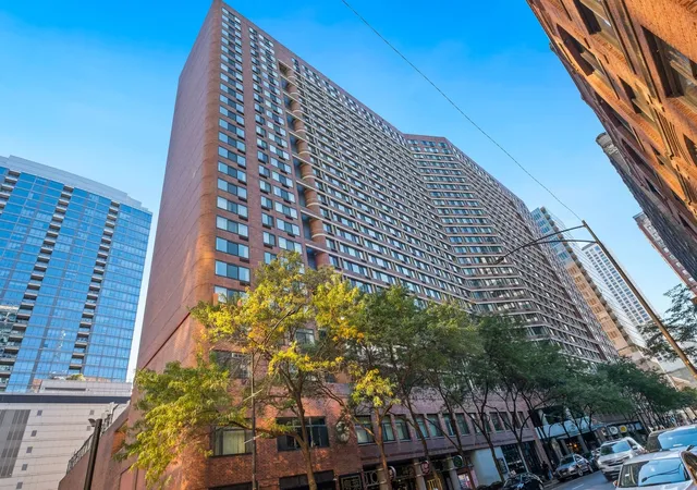 1st image of 211 E Ohio St #2118, Chicago, IL 60611 | MLS# 12701336