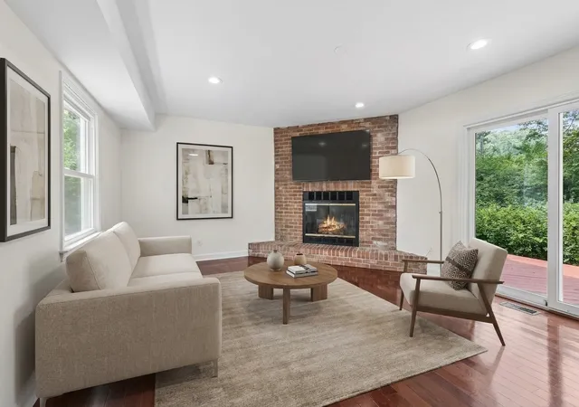 Photo 3 of Single family home for sale at 2910 Cherokee Ln, Riverwoods, IL 60015 | MLS# 12701337 | Listing updated on 2026-08-30