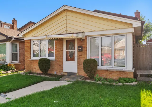 Photo 1 of Single family home for sale at 5035 S Kilpatrick Ave, Chicago, IL 60632 | MLS# 12701359 | Listing updated on 2026-10-20