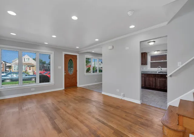 Photo 4 of Single family home for sale at 5035 S Kilpatrick Ave, Chicago, IL 60632 | MLS# 12701359 | Listing updated on 2026-09-14