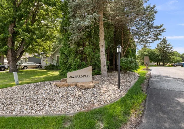 Homes for sale in East Moline, IL | 44th Ave Ct, East Moline, IL 61244