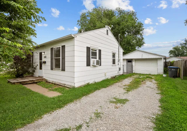 1st image of 441 5th St E, Milan, IL 61264 | MLS# 12701393