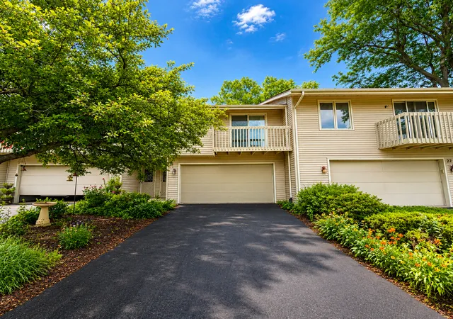 Homes for sale in Rockford, IL | 4685 High Point Dr #21, Rockford, IL 61114 | MLS# 12701492