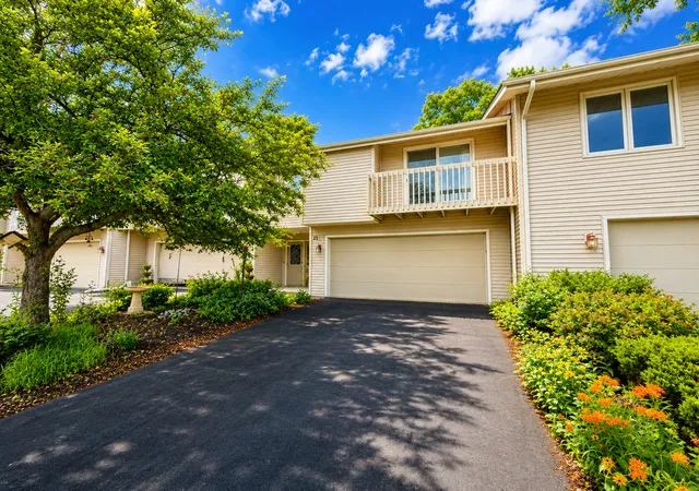 Homes for sale in Rockford, IL | 4685 High Point Dr #21, Rockford, IL 61114 | MLS# 12701492