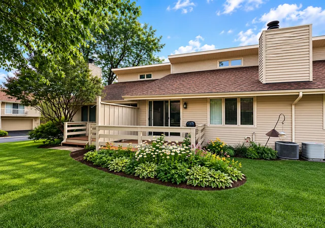 Homes for sale in Rockford, IL | 4685 High Point Dr #21, Rockford, IL 61114 | MLS# 12701492