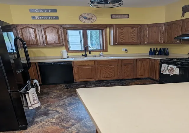 Photo 4 of Single family home for sale at 739 N 11th Street, De Kalb, IL 60115 | MLS# 12701500 | Listing updated on 2026-08-28