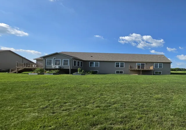 Homes for sale in Dixon, IL | 735 Yingling Dr, Dixon, IL 61021 | MLS# 12701509