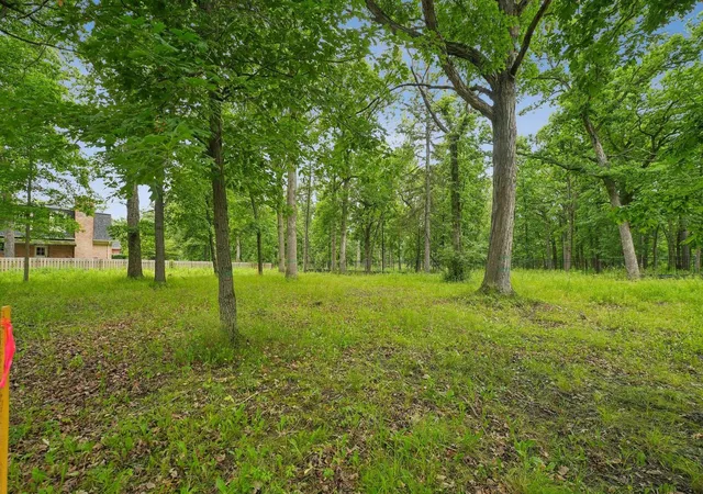 4th image of 398 Forest Edge Dr, Winnetka, IL 60093 | MLS# 12701534