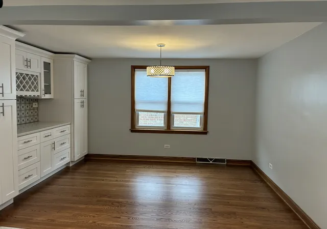 Homes for sale in Chicago, IL | 5144 S Natchez Ave, Chicago, IL 60638 | MLS# 12701564