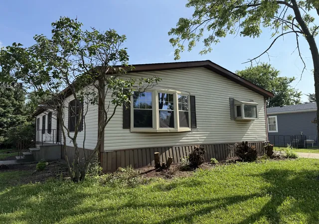 Manufactured home for sale at 735 Thorntree Ter, Matteson, IL 60443 | MLS# 12701572
