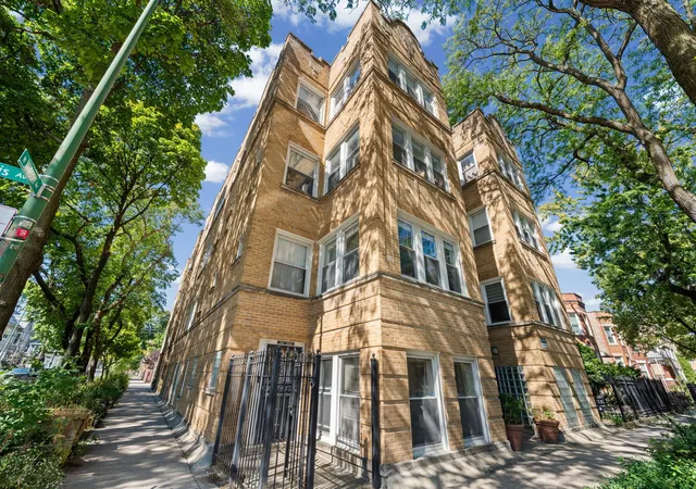 Photo 2 of Condo for sale at 4600 N Saint Louis Ave #GARDEN, Chicago, IL 60625 | MLS# 12701581 | Listing updated on 2026-10-21