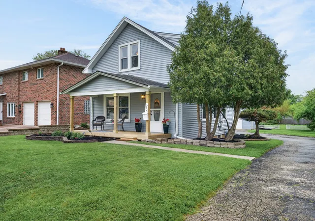 2nd image of 29 N Ahrens Ave, Lombard, IL 60148 | MLS# 12701582