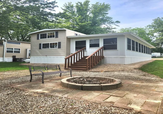 Homes for sale in Sublette, IL | 8/77 Woodhaven Lakes, Sublette, IL 61367 | MLS# 12701595