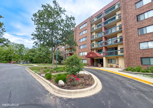 1st image of 1840 Huntington Blvd #607, Hoffman Estates, IL 60169 | MLS# 12701616