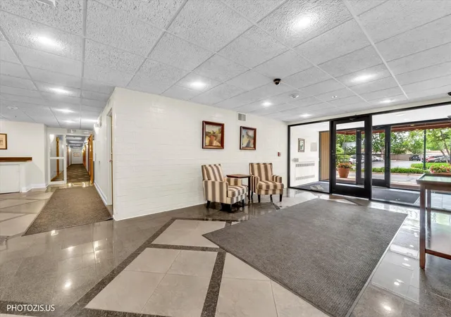 2nd image of 1840 Huntington Blvd #607, Hoffman Estates, IL 60169 | MLS# 12701616