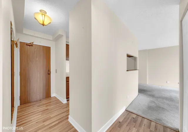 4th image of 1840 Huntington Blvd #607, Hoffman Estates, IL 60169 | MLS# 12701616