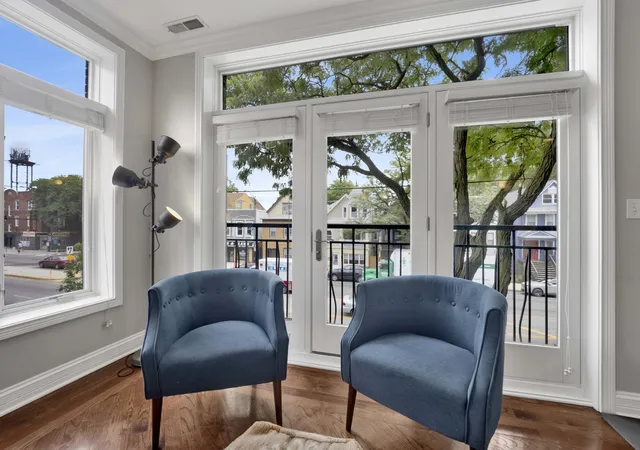 Homes for sale in Chicago, IL | 5006 N Western Ave #2, Chicago, IL 60625 | MLS# 12701635
