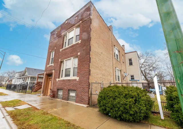 1st image of 11849 S Wentworth Ave, Chicago, IL 60628 | MLS# 12701637