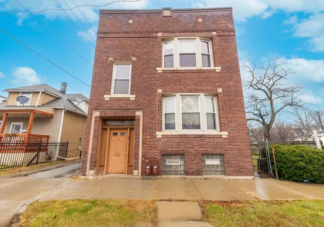 2nd image of 11849 S Wentworth Ave, Chicago, IL 60628 | MLS# 12701637