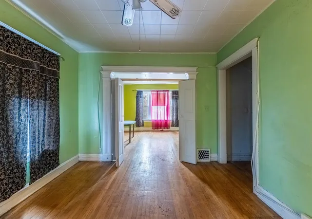 5th image of 11849 S Wentworth Ave, Chicago, IL 60628 | MLS# 12701637