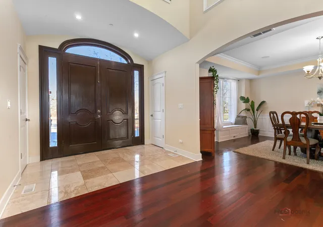 5th image of 1147 Steeple View Dr, Long Grove, IL 60047 | MLS# 12701638