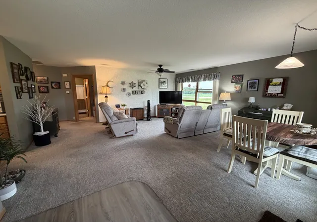 Homes for sale in Sterling, IL | 2503 Katey Ct #B, Sterling, IL 61081 | MLS# 12701649