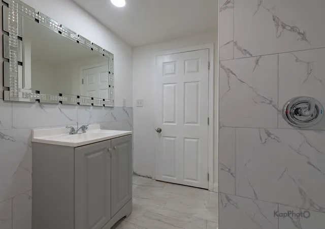 29th image of 11955 S Prairie Ave, Chicago, IL 60628 | MLS# 12701657
