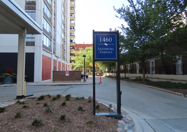 2nd image of 1460 N Sandburg Ter #803A, Chicago, IL 60610 | MLS# 12701664