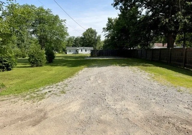 Homes for sale in Momence, IL | 3011 N 15270E Rd, Momence, IL 60954 | MLS# 12701666