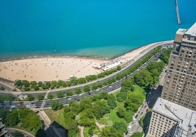 4th image of 950 N Michigan Ave #4005, Chicago, IL 60611 | MLS# 12701671