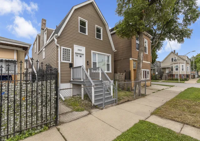 Homes for sale in Chicago, IL | 3823 W Wabansia Ave, Chicago, IL 60647 | MLS# 12701700